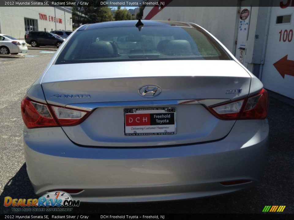 2012 Hyundai Sonata SE Radiant Silver / Gray Photo #5