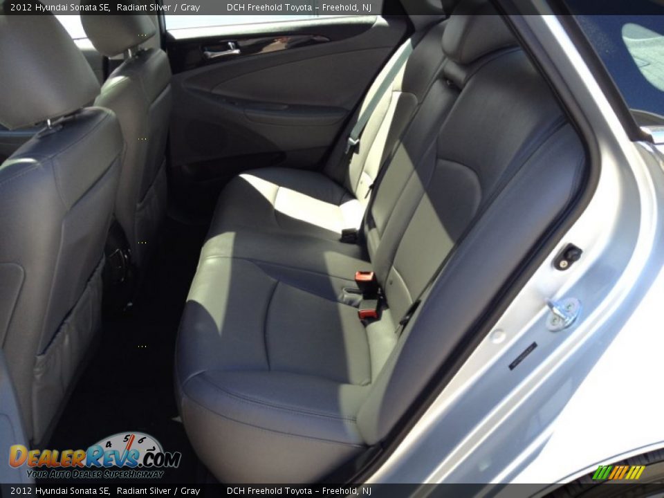 2012 Hyundai Sonata SE Radiant Silver / Gray Photo #11