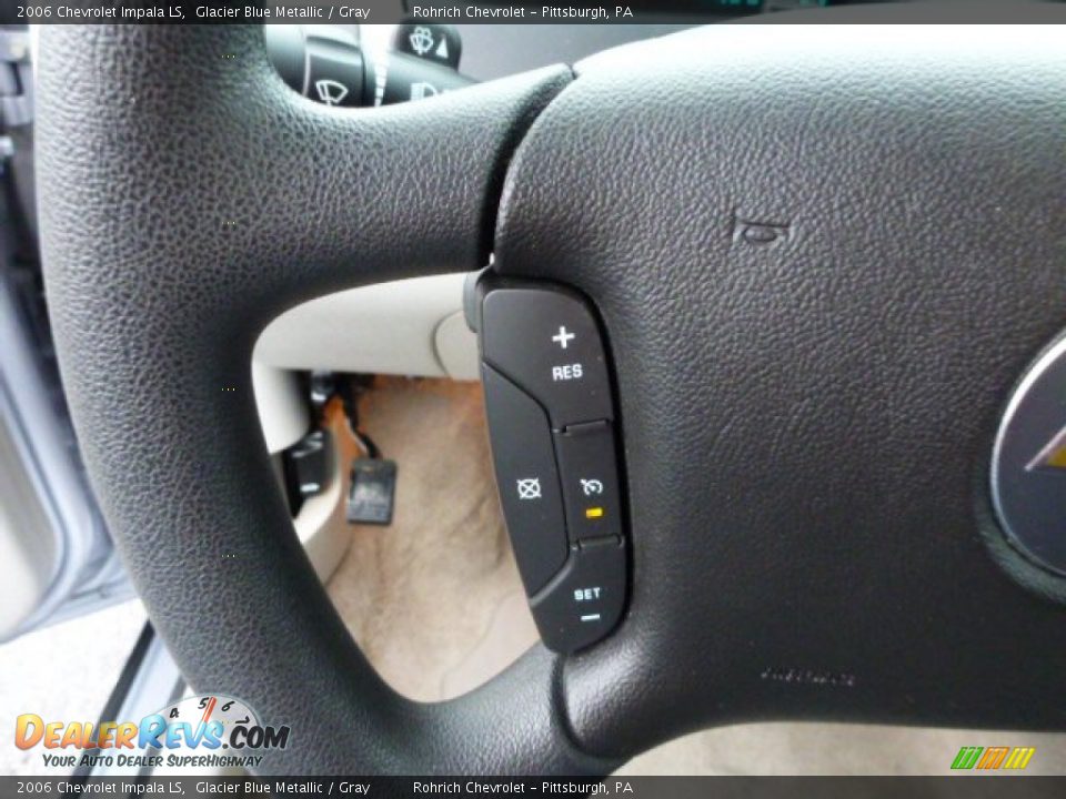 Controls of 2006 Chevrolet Impala LS Photo #18