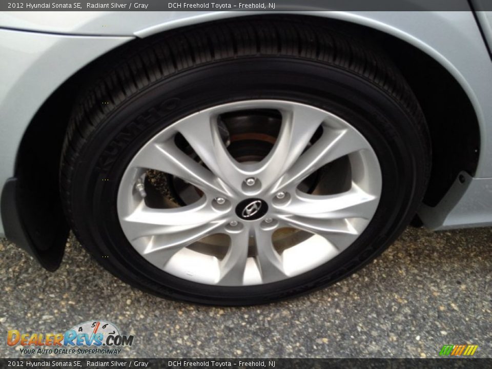 2012 Hyundai Sonata SE Radiant Silver / Gray Photo #27