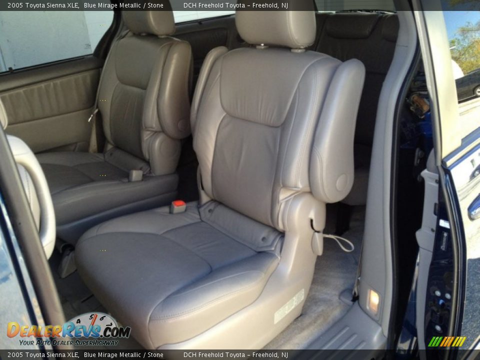 2005 Toyota Sienna XLE Blue Mirage Metallic / Stone Photo #9