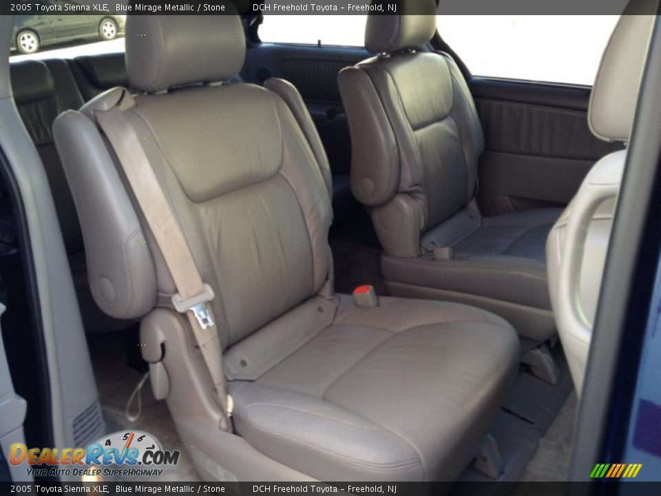 2005 Toyota Sienna XLE Blue Mirage Metallic / Stone Photo #23
