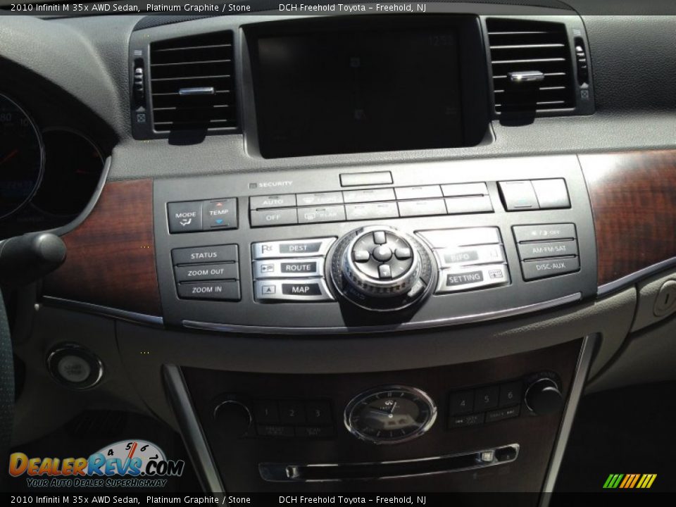 2010 Infiniti M 35x AWD Sedan Platinum Graphite / Stone Photo #20