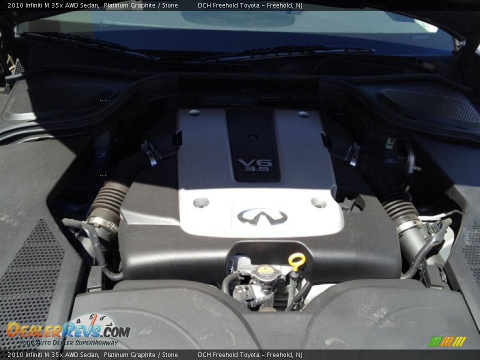 2010 Infiniti M 35x AWD Sedan Platinum Graphite / Stone Photo #32