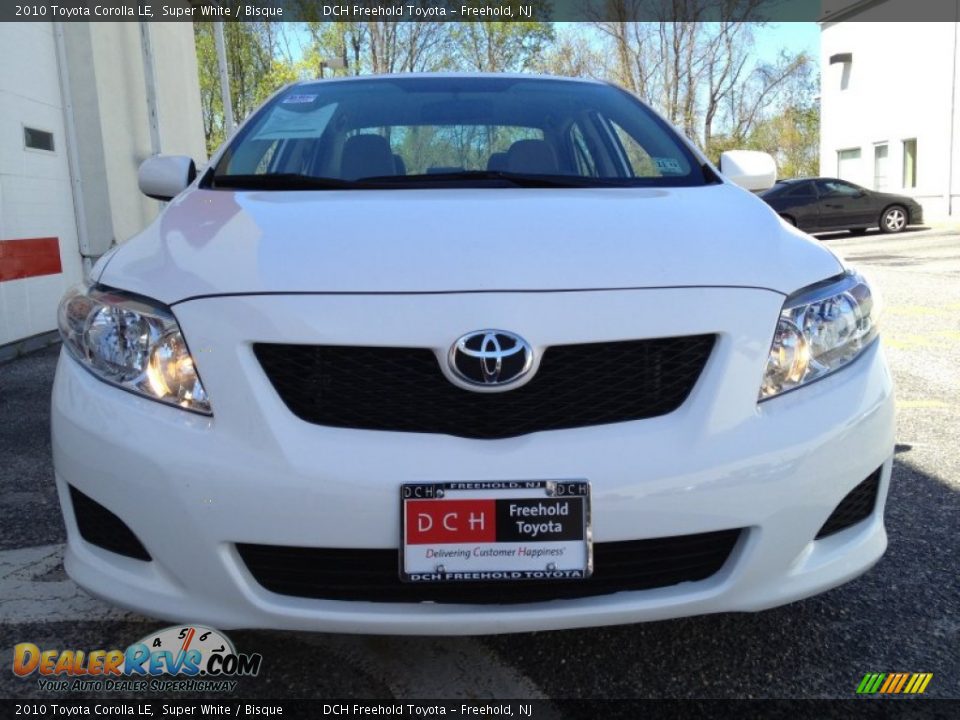 2010 Toyota Corolla LE Super White / Bisque Photo #2