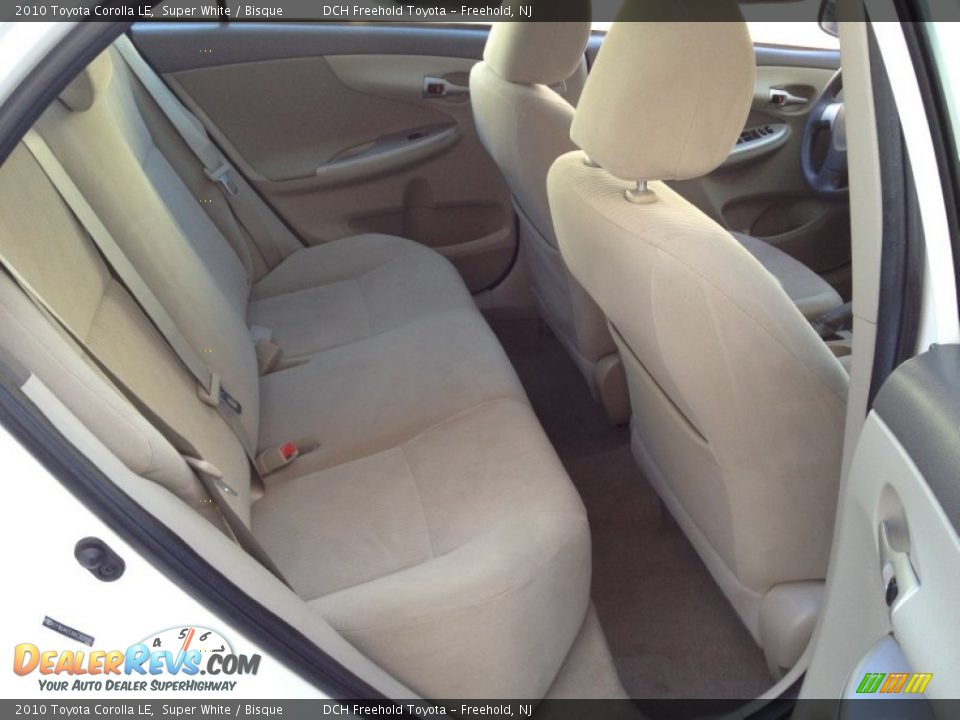2010 Toyota Corolla LE Super White / Bisque Photo #23