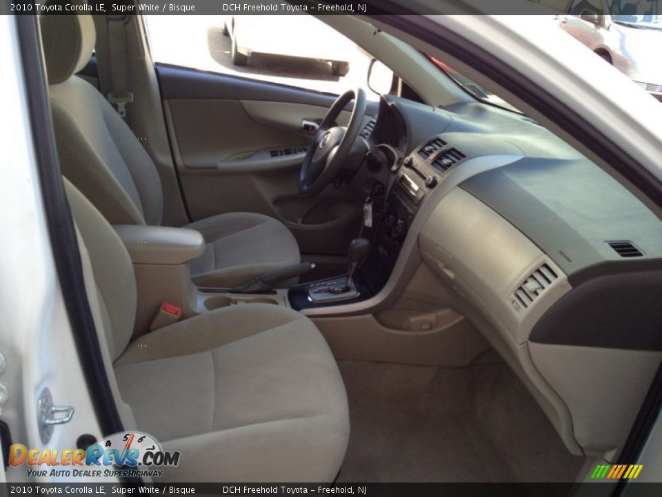 2010 Toyota Corolla LE Super White / Bisque Photo #25