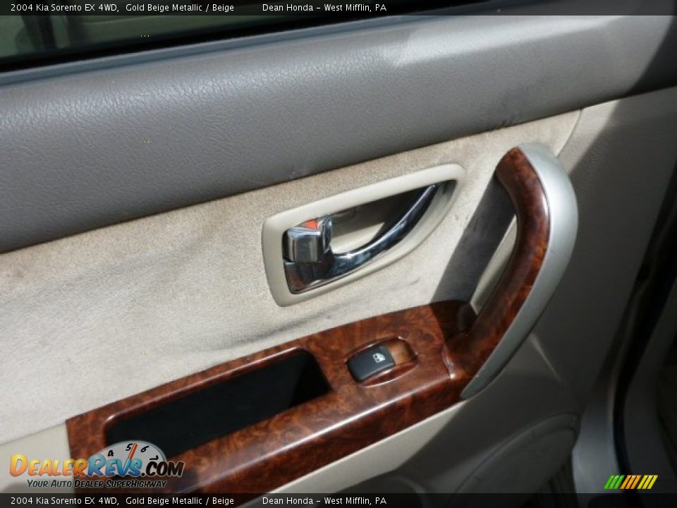 2004 Kia Sorento EX 4WD Gold Beige Metallic / Beige Photo #12