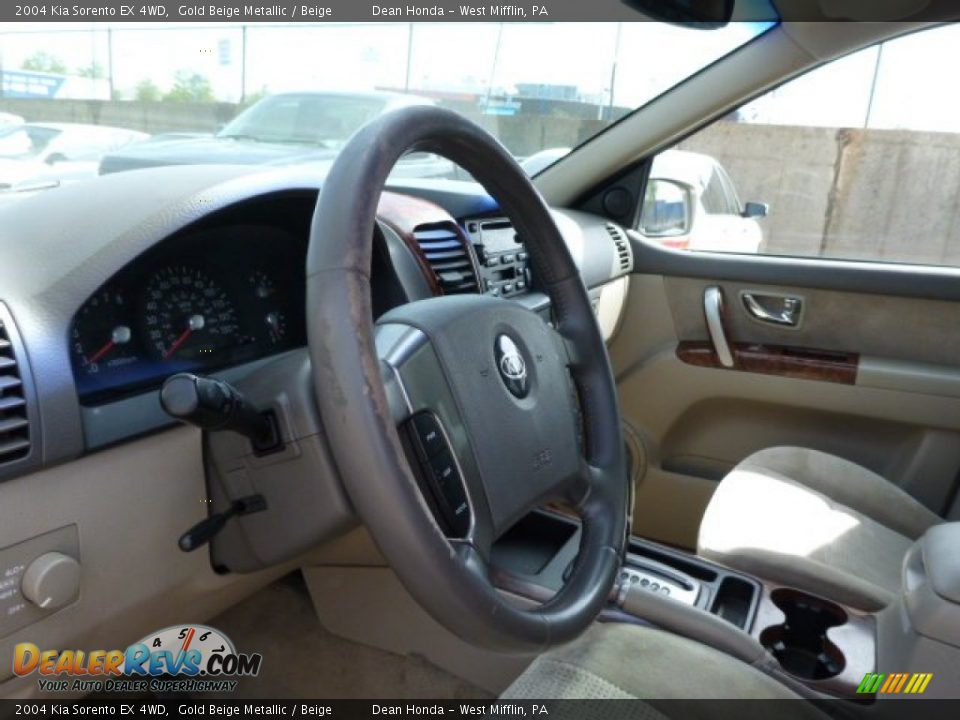 2004 Kia Sorento EX 4WD Gold Beige Metallic / Beige Photo #16