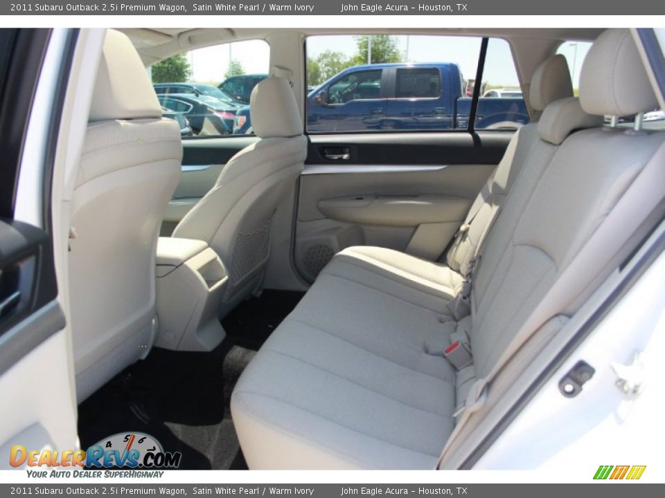 2011 Subaru Outback 2.5i Premium Wagon Satin White Pearl / Warm Ivory Photo #12