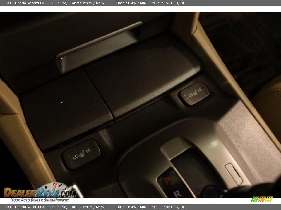 2011 Honda Accord EX-L V6 Coupe Taffeta White / Ivory Photo #14