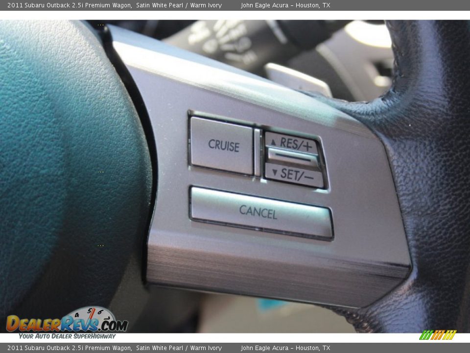 2011 Subaru Outback 2.5i Premium Wagon Satin White Pearl / Warm Ivory Photo #25
