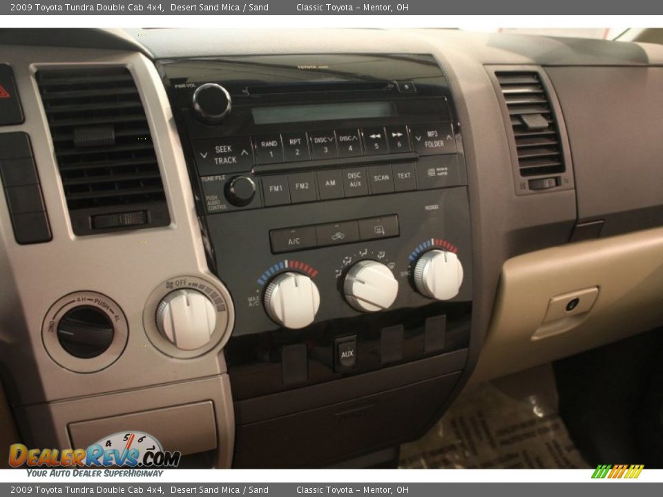 2009 Toyota Tundra Double Cab 4x4 Desert Sand Mica / Sand Photo #19