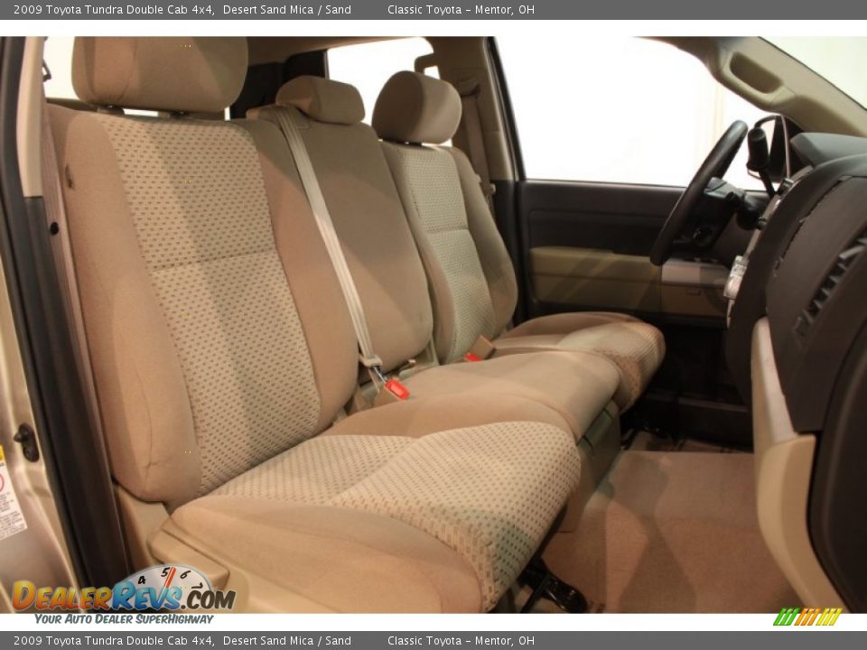 2009 Toyota Tundra Double Cab 4x4 Desert Sand Mica / Sand Photo #24