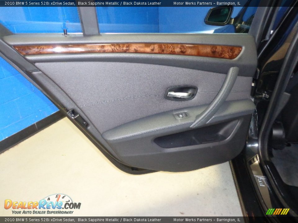 2010 BMW 5 Series 528i xDrive Sedan Black Sapphire Metallic / Black Dakota Leather Photo #25