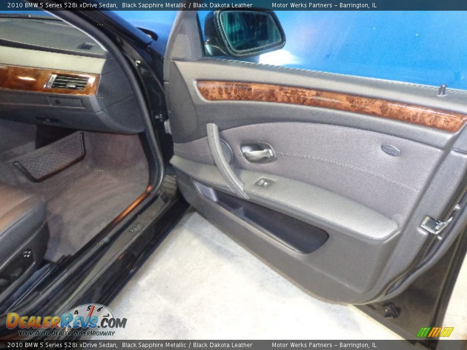 2010 BMW 5 Series 528i xDrive Sedan Black Sapphire Metallic / Black Dakota Leather Photo #28