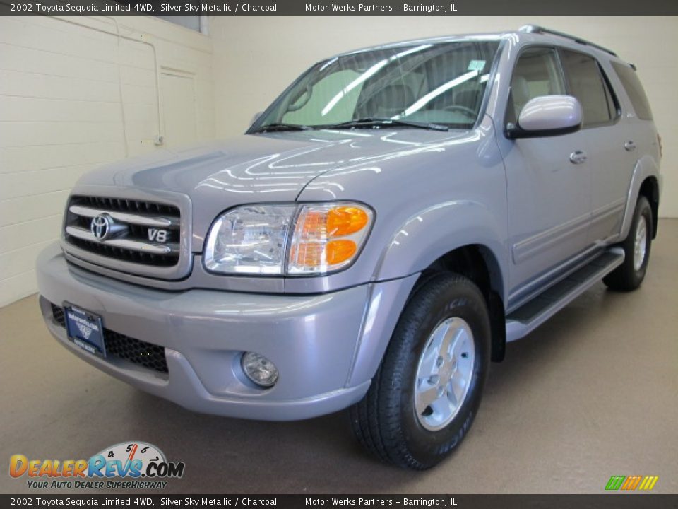 2002 Toyota Sequoia Limited 4WD Silver Sky Metallic / Charcoal Photo #3