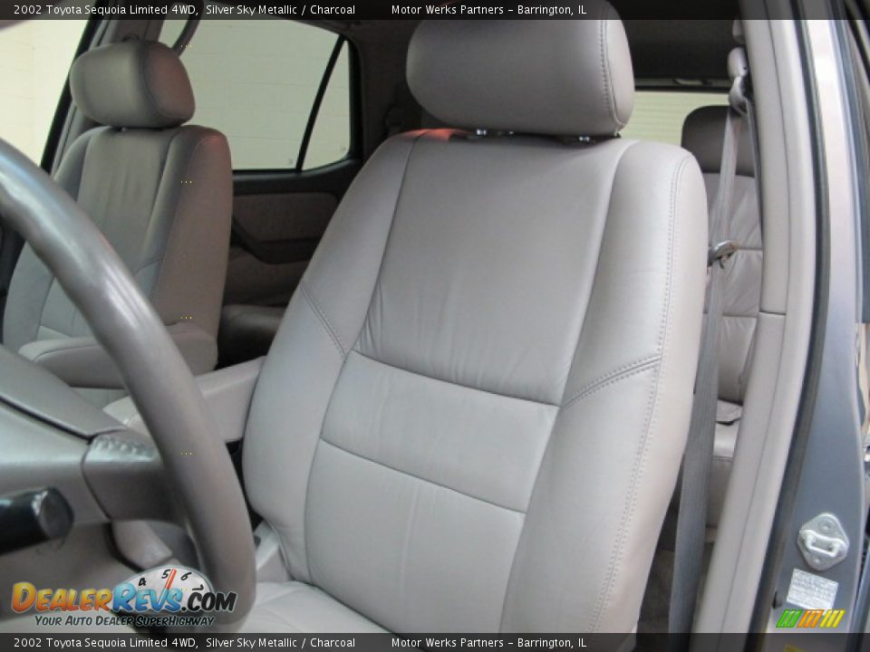 2002 Toyota Sequoia Limited 4WD Silver Sky Metallic / Charcoal Photo #16