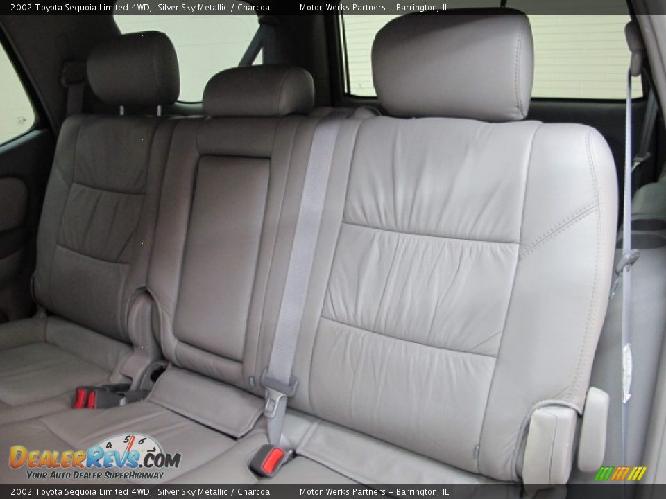 2002 Toyota Sequoia Limited 4WD Silver Sky Metallic / Charcoal Photo #18