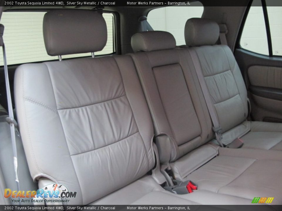 2002 Toyota Sequoia Limited 4WD Silver Sky Metallic / Charcoal Photo #20