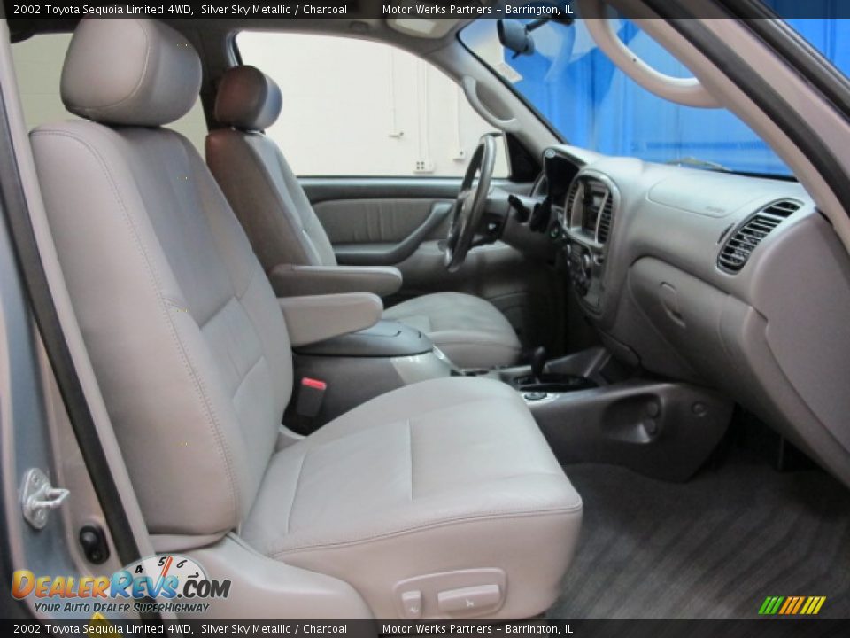 2002 Toyota Sequoia Limited 4WD Silver Sky Metallic / Charcoal Photo #21