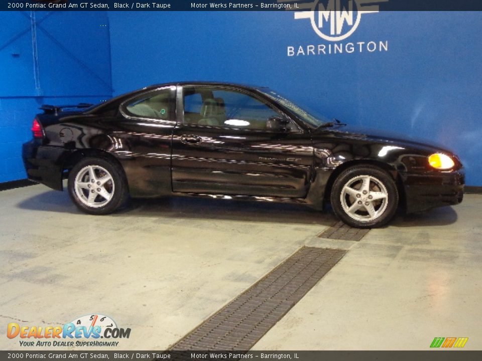 2000 Pontiac Grand Am GT Sedan Black / Dark Taupe Photo #8
