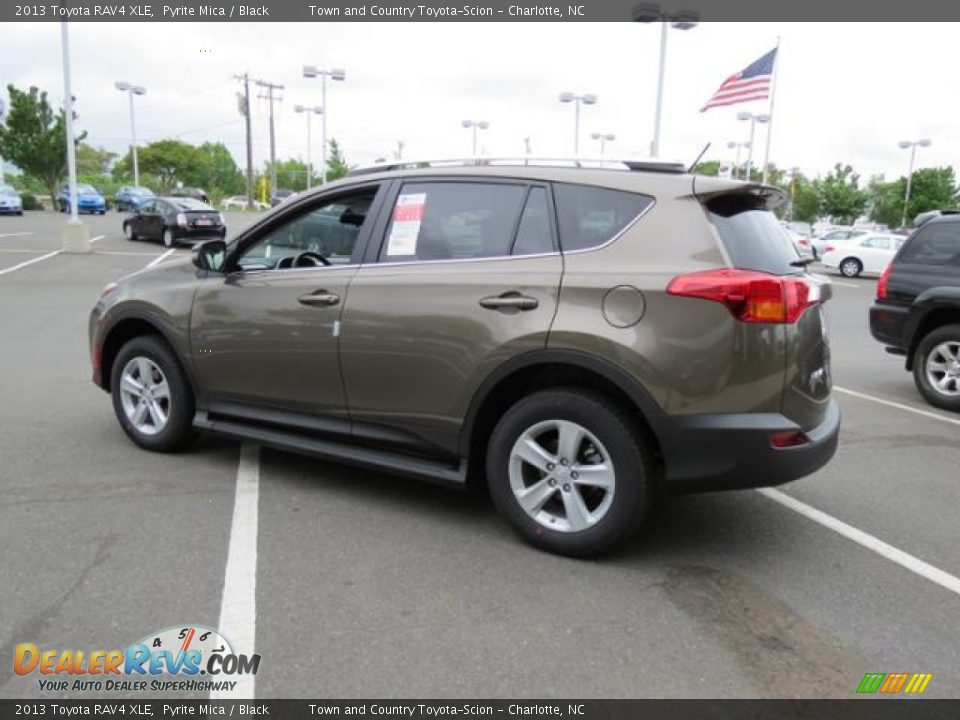 2013 Toyota RAV4 XLE Pyrite Mica / Black Photo #19