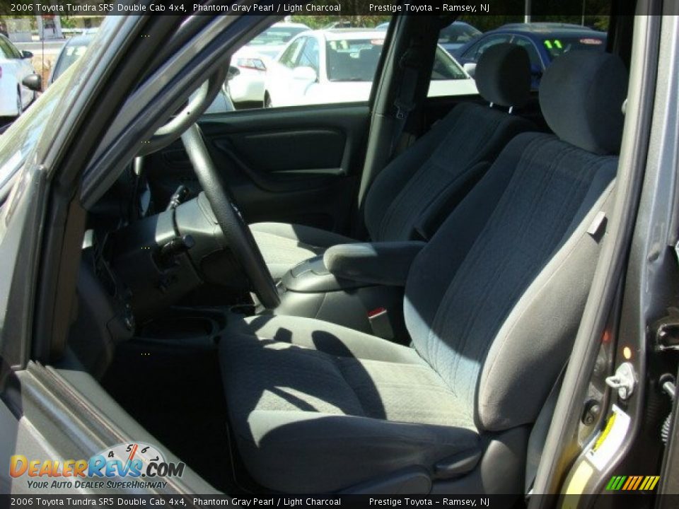 2006 Toyota Tundra SR5 Double Cab 4x4 Phantom Gray Pearl / Light Charcoal Photo #8