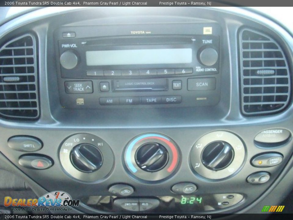 2006 Toyota Tundra SR5 Double Cab 4x4 Phantom Gray Pearl / Light Charcoal Photo #11