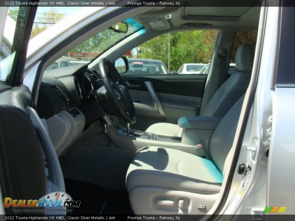 2012 Toyota Highlander V6 4WD Classic Silver Metallic / Ash Photo #7