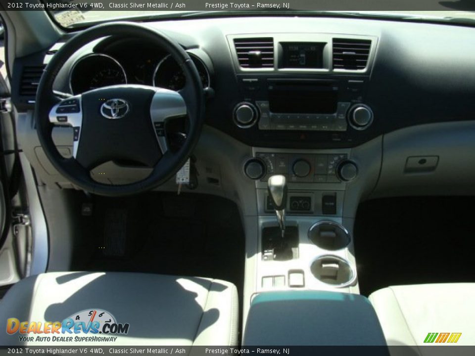 2012 Toyota Highlander V6 4WD Classic Silver Metallic / Ash Photo #9