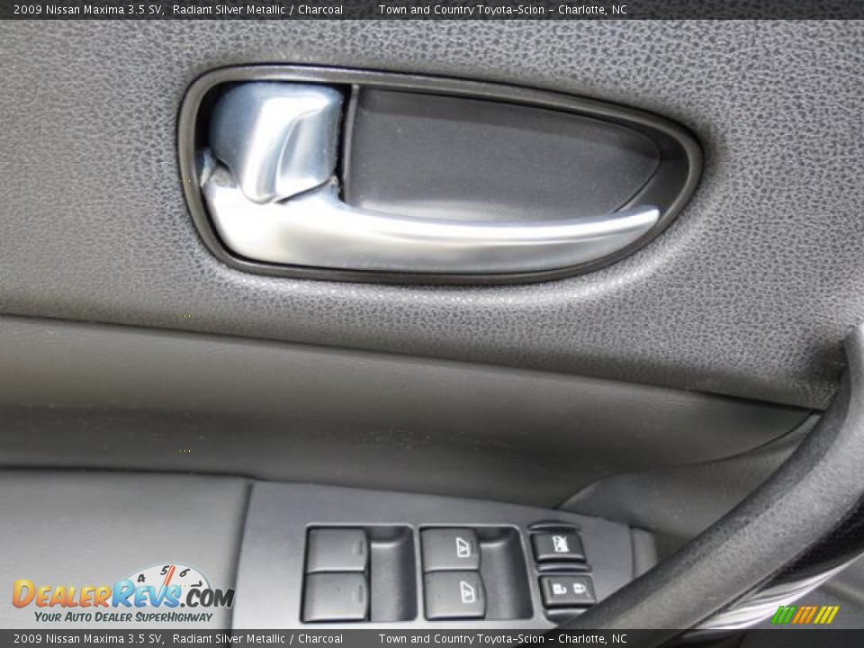 2009 Nissan Maxima 3.5 SV Radiant Silver Metallic / Charcoal Photo #11