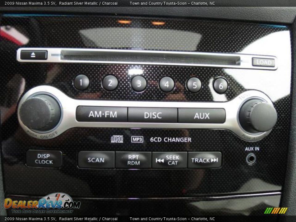 2009 Nissan Maxima 3.5 SV Radiant Silver Metallic / Charcoal Photo #17