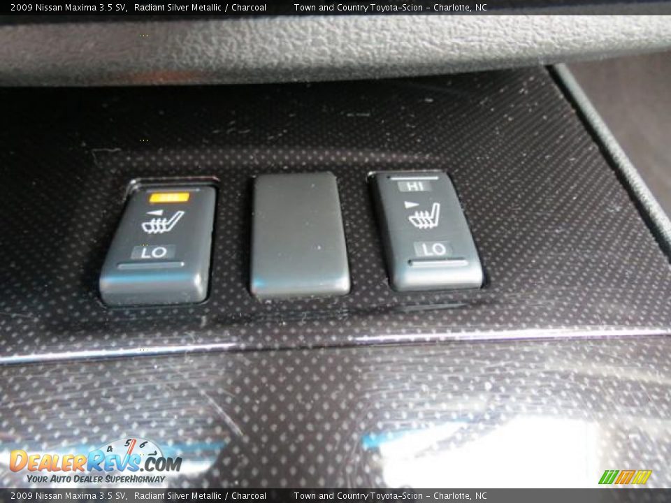 2009 Nissan Maxima 3.5 SV Radiant Silver Metallic / Charcoal Photo #18