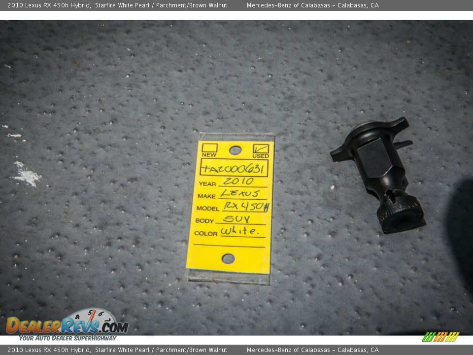 2010 Lexus RX 450h Hybrid Starfire White Pearl / Parchment/Brown Walnut Photo #34