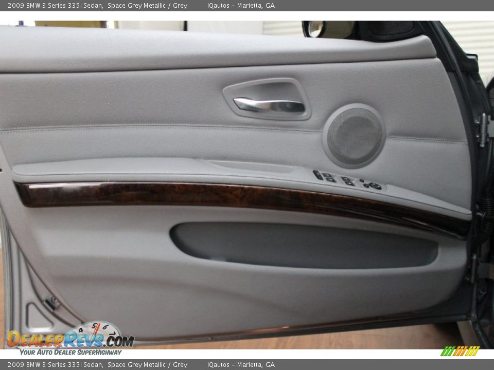 Door Panel of 2009 BMW 3 Series 335i Sedan Photo #23