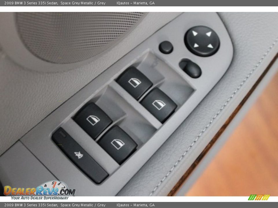Controls of 2009 BMW 3 Series 335i Sedan Photo #27