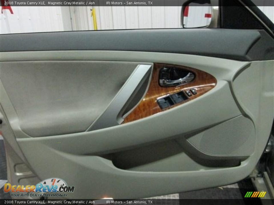2008 Toyota Camry XLE Magnetic Gray Metallic / Ash Photo #9