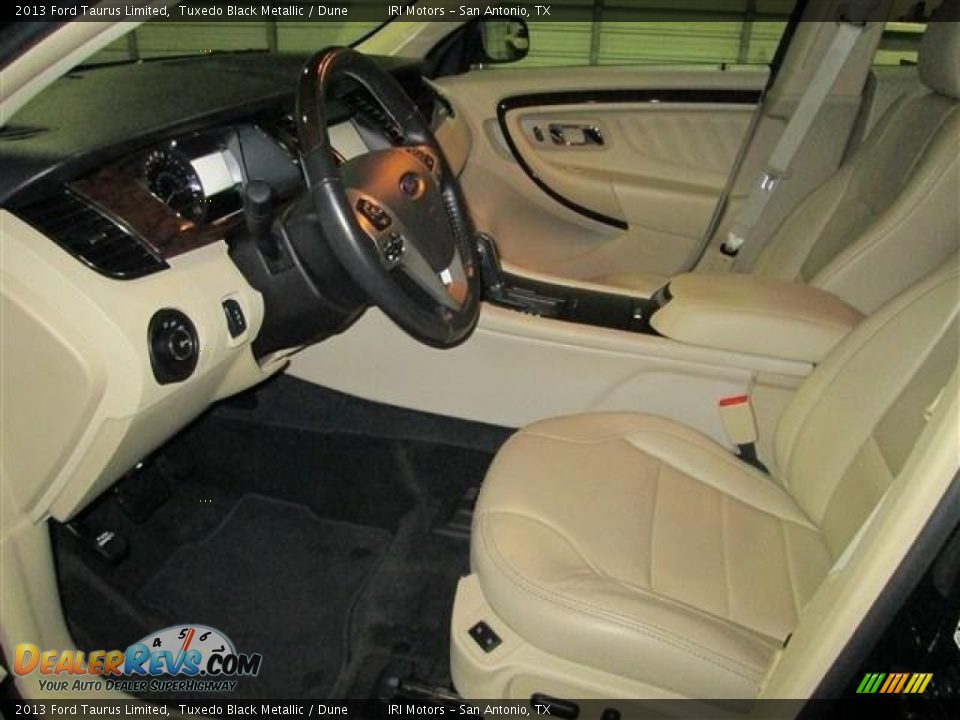 2013 Ford Taurus Limited Tuxedo Black Metallic / Dune Photo #10