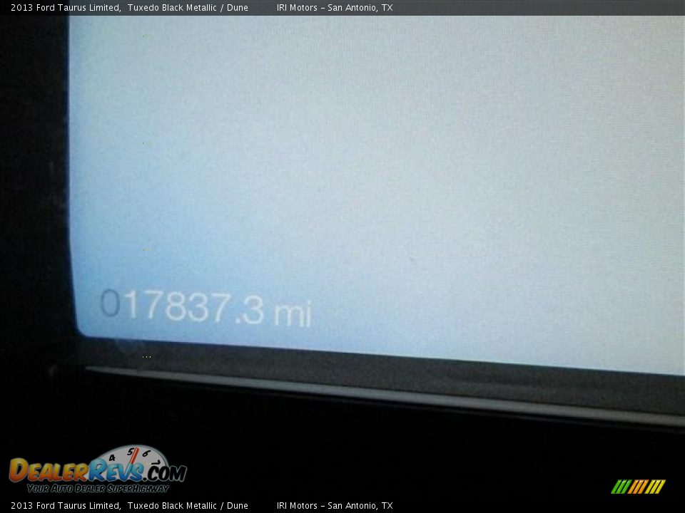 2013 Ford Taurus Limited Tuxedo Black Metallic / Dune Photo #12