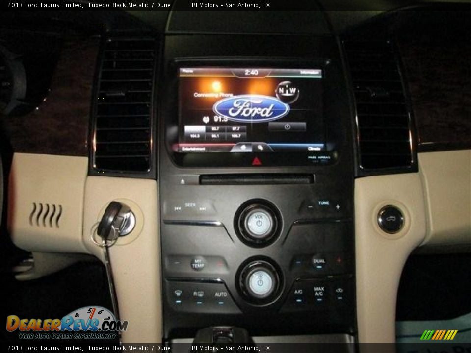 2013 Ford Taurus Limited Tuxedo Black Metallic / Dune Photo #14