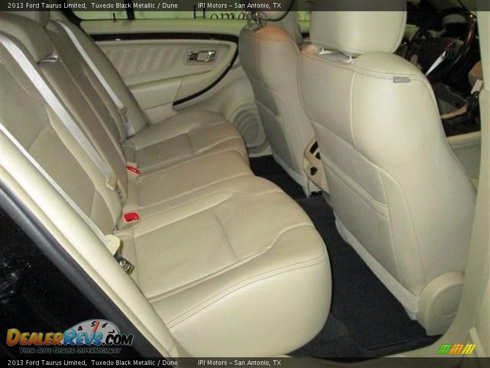 2013 Ford Taurus Limited Tuxedo Black Metallic / Dune Photo #19