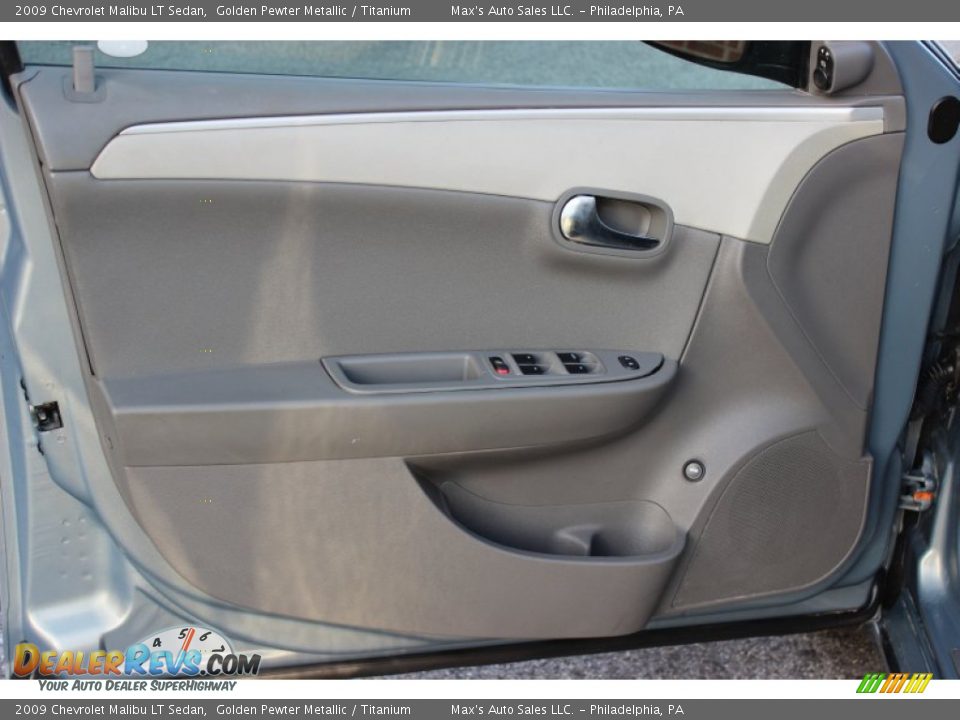 2009 Chevrolet Malibu LT Sedan Golden Pewter Metallic / Titanium Photo #10