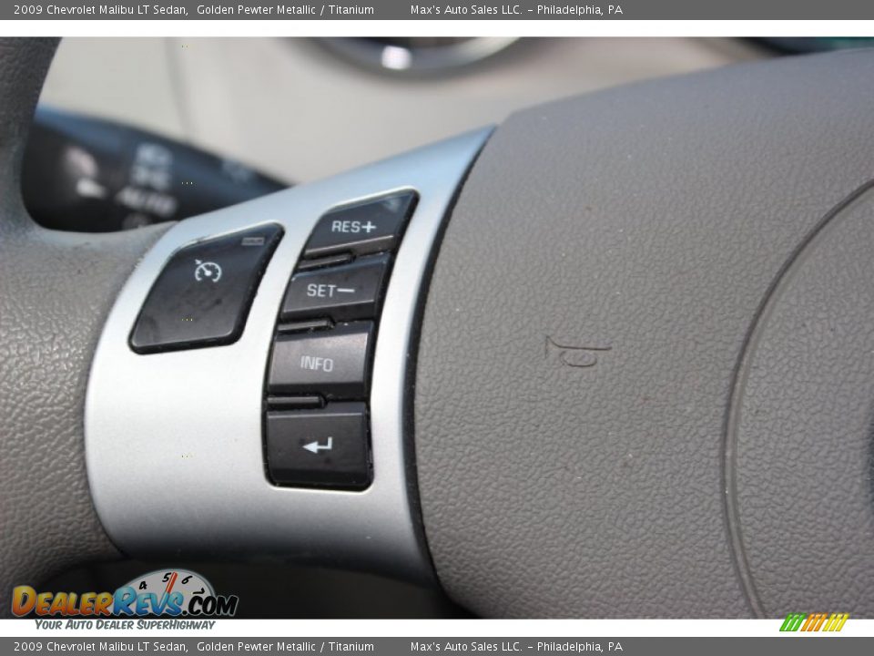 2009 Chevrolet Malibu LT Sedan Golden Pewter Metallic / Titanium Photo #17