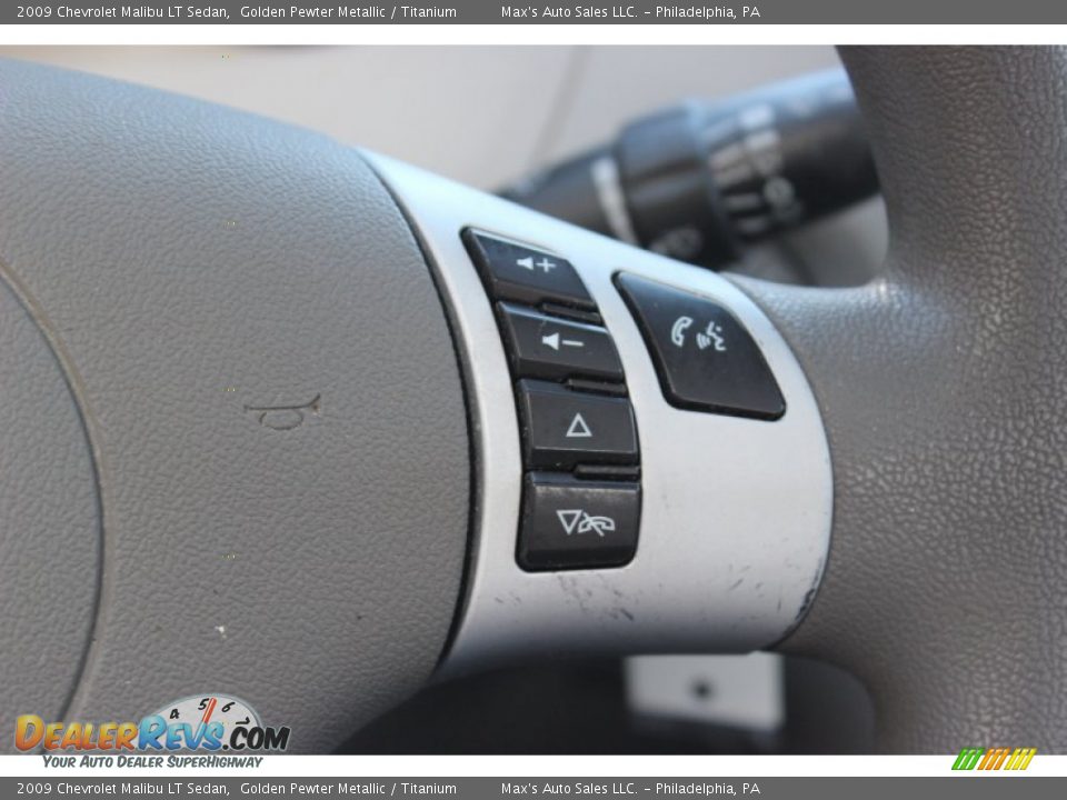 2009 Chevrolet Malibu LT Sedan Golden Pewter Metallic / Titanium Photo #18