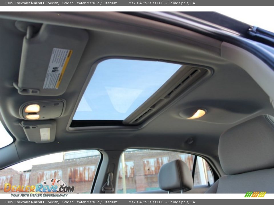 2009 Chevrolet Malibu LT Sedan Golden Pewter Metallic / Titanium Photo #20