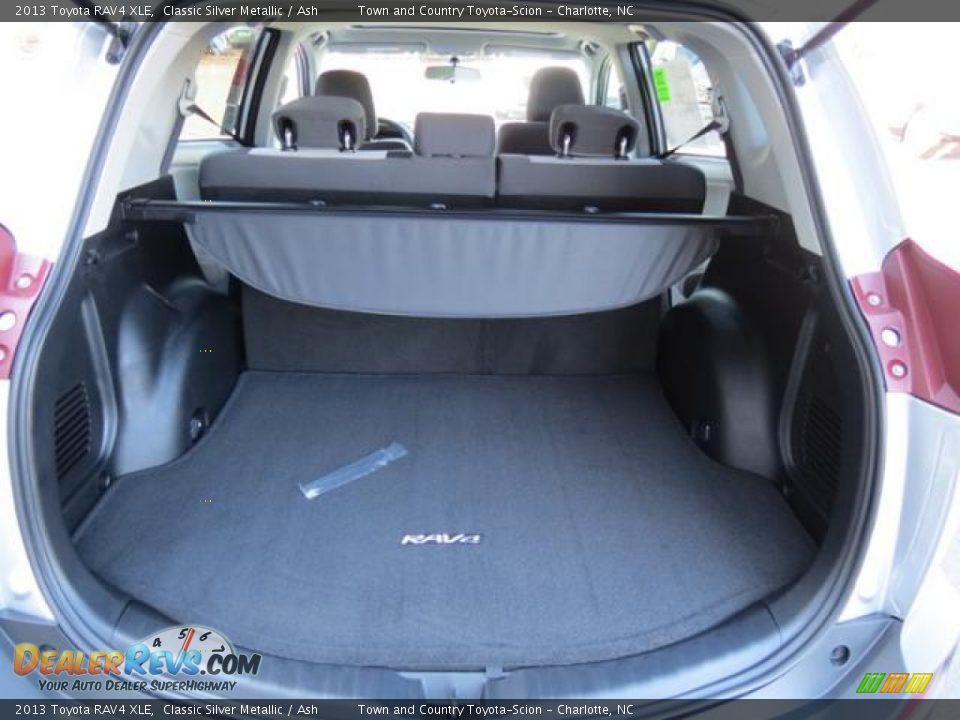 2013 Toyota RAV4 XLE Classic Silver Metallic / Ash Photo #18
