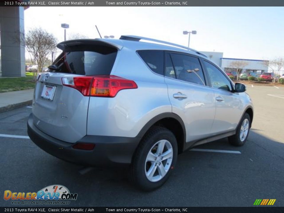 2013 Toyota RAV4 XLE Classic Silver Metallic / Ash Photo #19