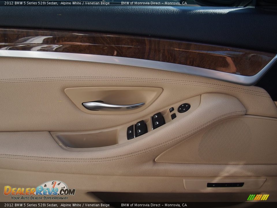 2012 BMW 5 Series 528i Sedan Alpine White / Venetian Beige Photo #15