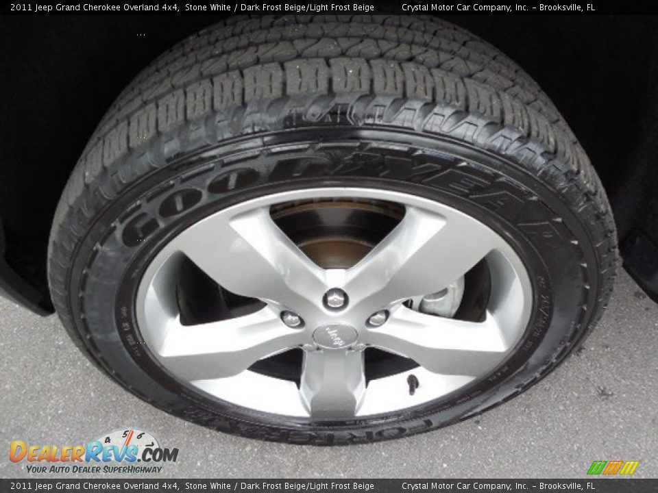 2011 Jeep Grand Cherokee Overland 4x4 Stone White / Dark Frost Beige/Light Frost Beige Photo #15